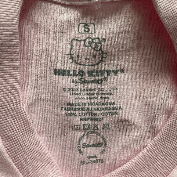 New Sanrio Hello Kitty Strawberry Milk Kawaii Pink T-shirt - Picture 6 of 9